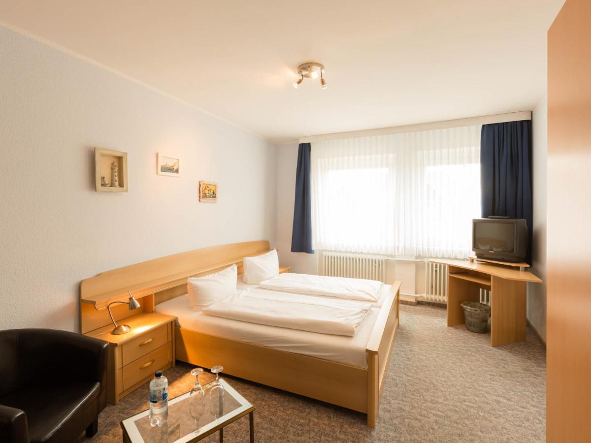 Hotel Just Sleep, Heiligenhafen Habitación foto